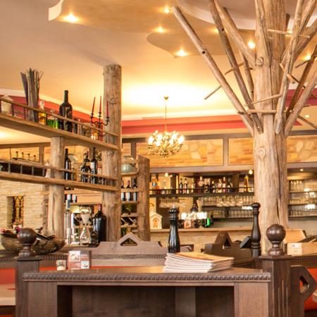 Restaurant "Pastareich Feinkost und Nudelmanufaktur" in  Krailling