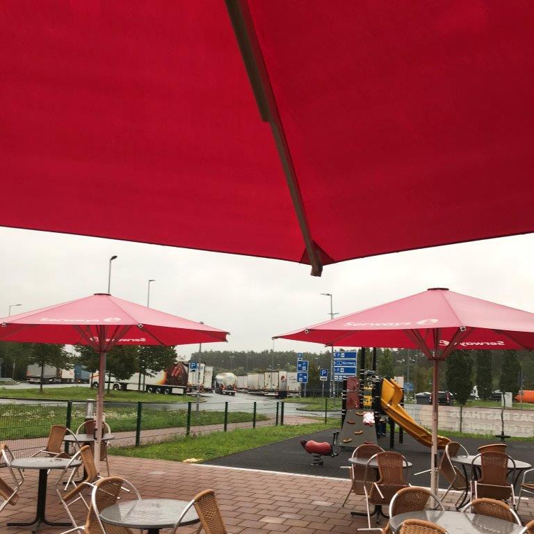 Restaurant "Serways Raststätte er Land Süd" in Kammerstein