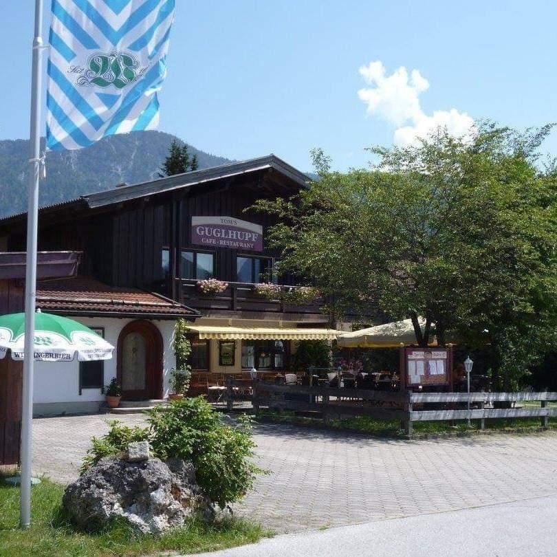 Restaurant "Tom
