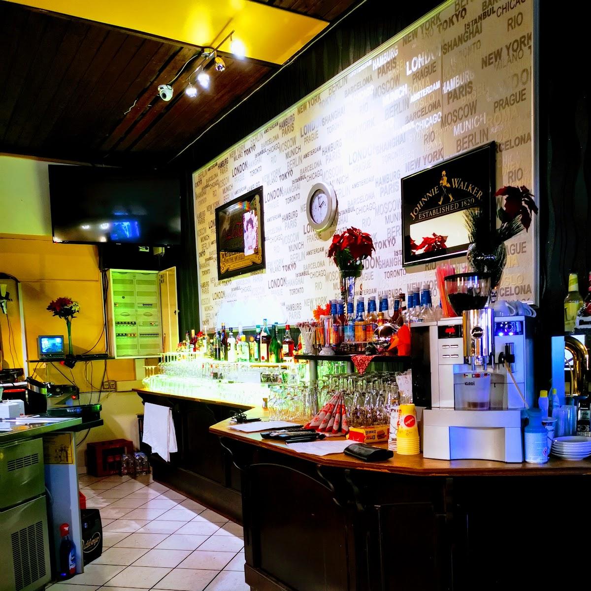 Restaurant "Restaurant & Happy Night" in Annaburg