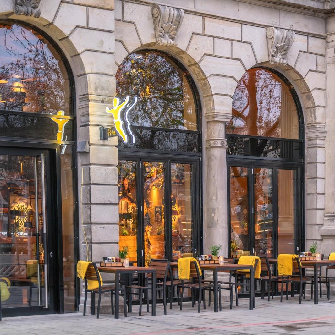 Restaurant "PETER PANE Burgergrill & Bar" in Hannover