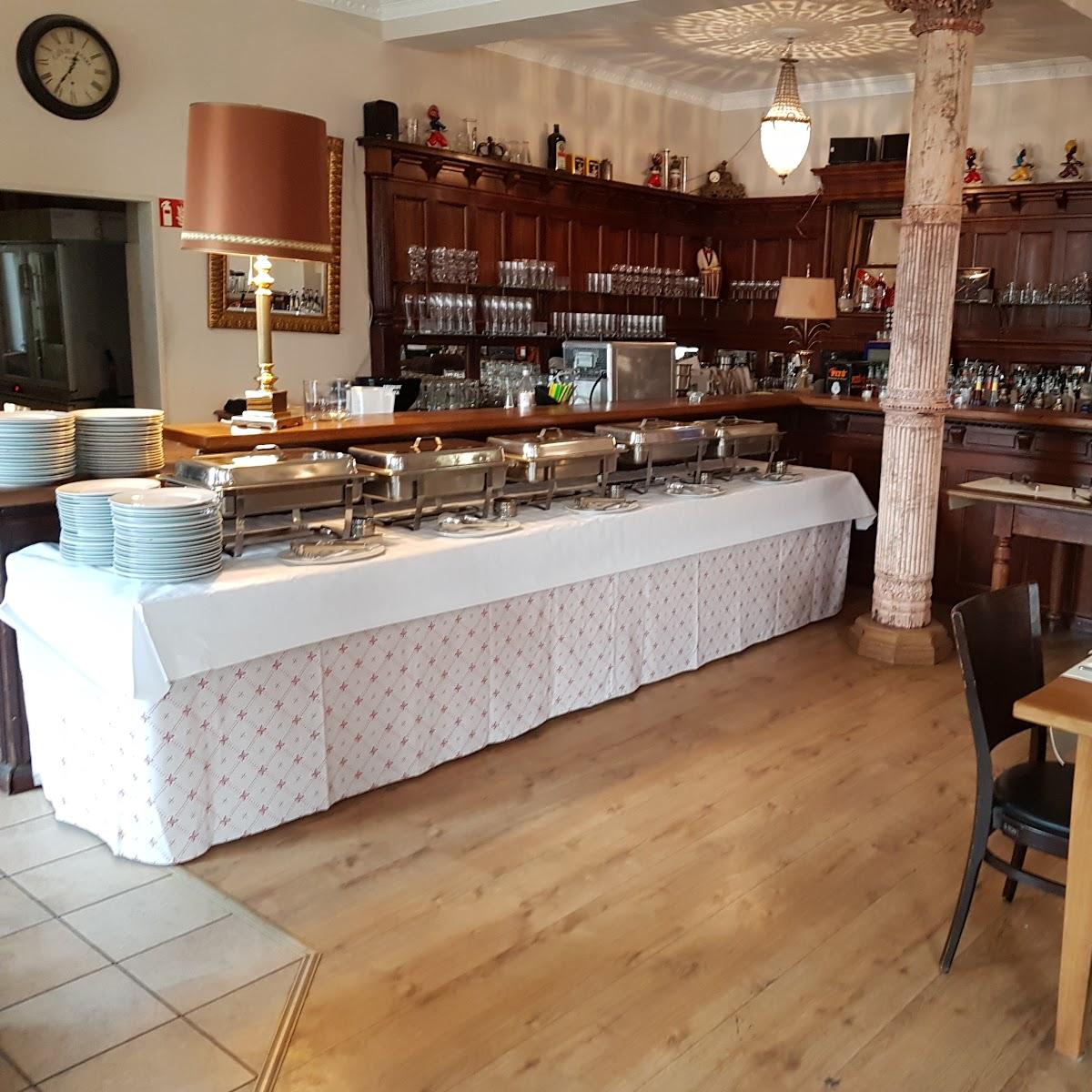 Restaurant "Schlossgartenrestaurant  Blaues Loch " in Schwetzingen