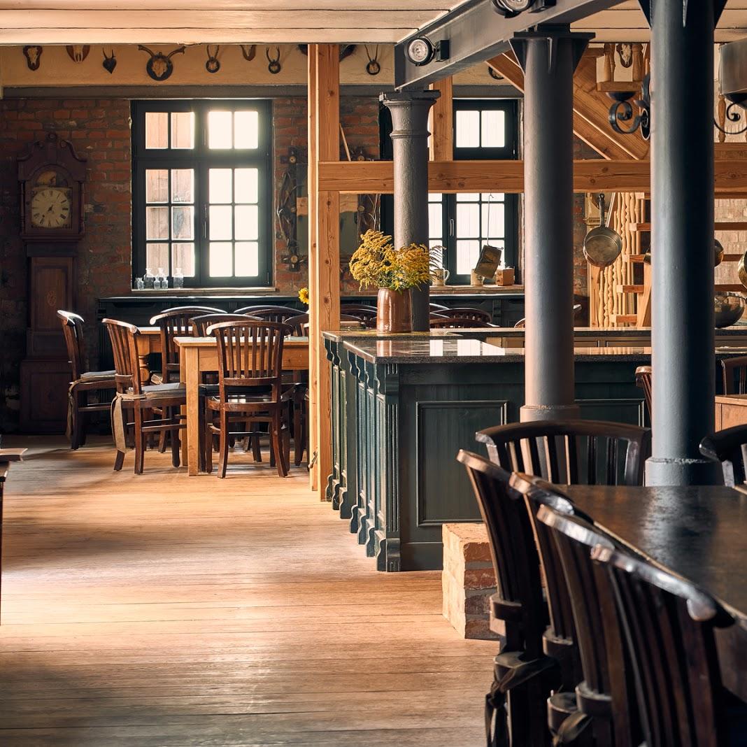 Restaurant "STORK CLUB Whiskey Destillerie" in Schlepzig