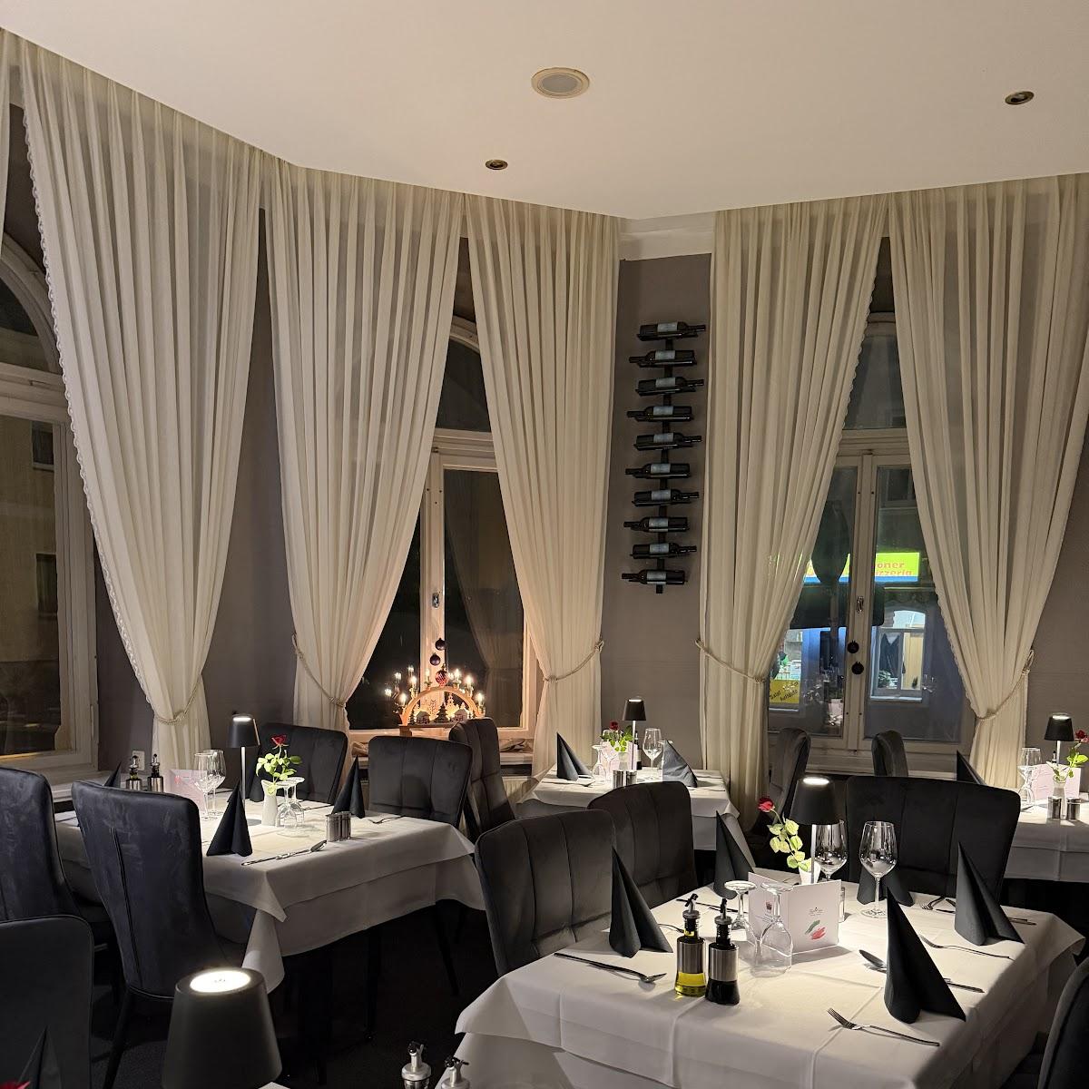 Restaurant "Ristorante ,,Fiore Nero”" in Großschirma