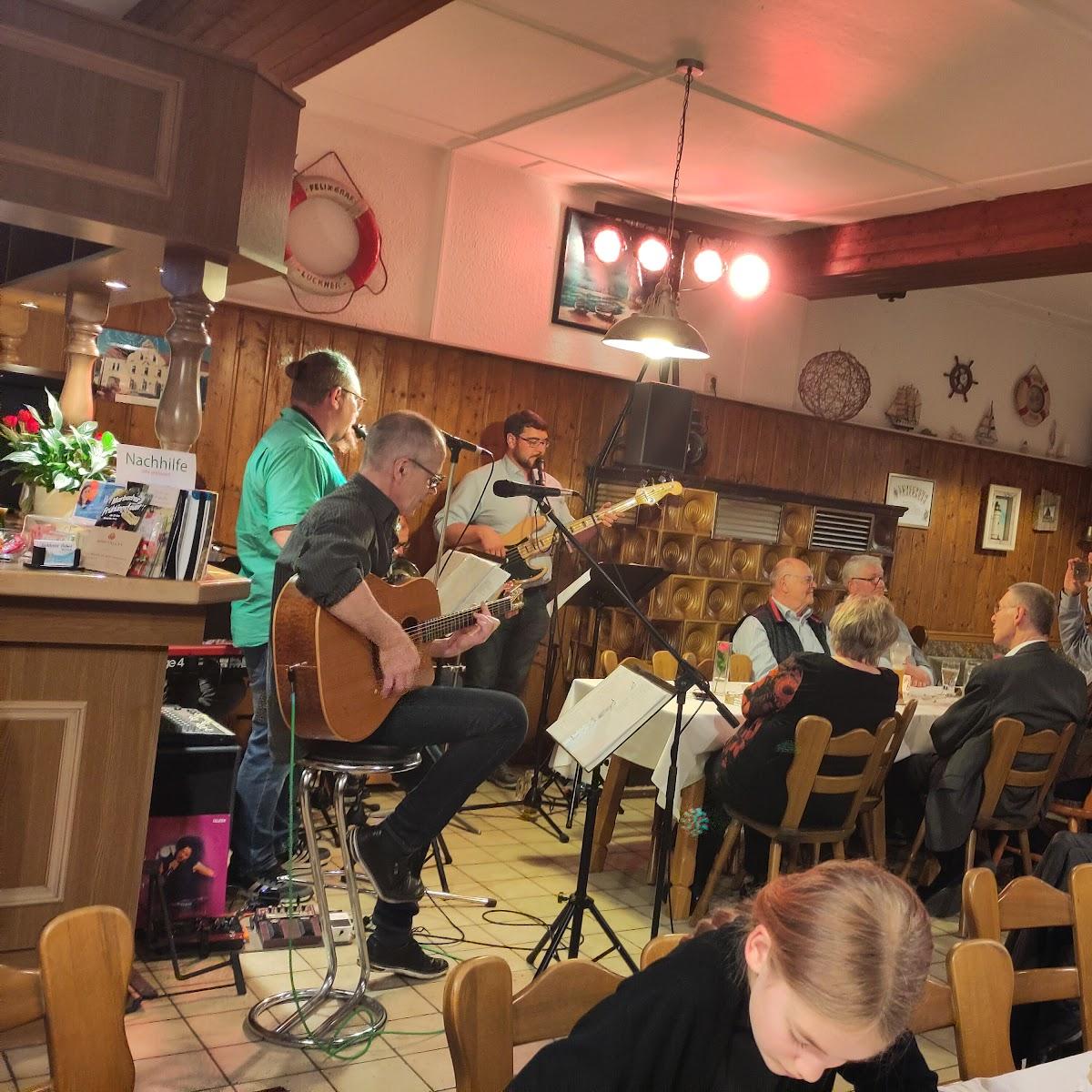 Restaurant "Gasthof zum Goldenen Anker" in Striegistal