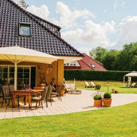 Restaurant "Beauty Concept Spa | Sauna & Wellness, Restaurant, Übernachtungen, Massagen, Kosmetik, Schulungen, Boutique" in Lübeck