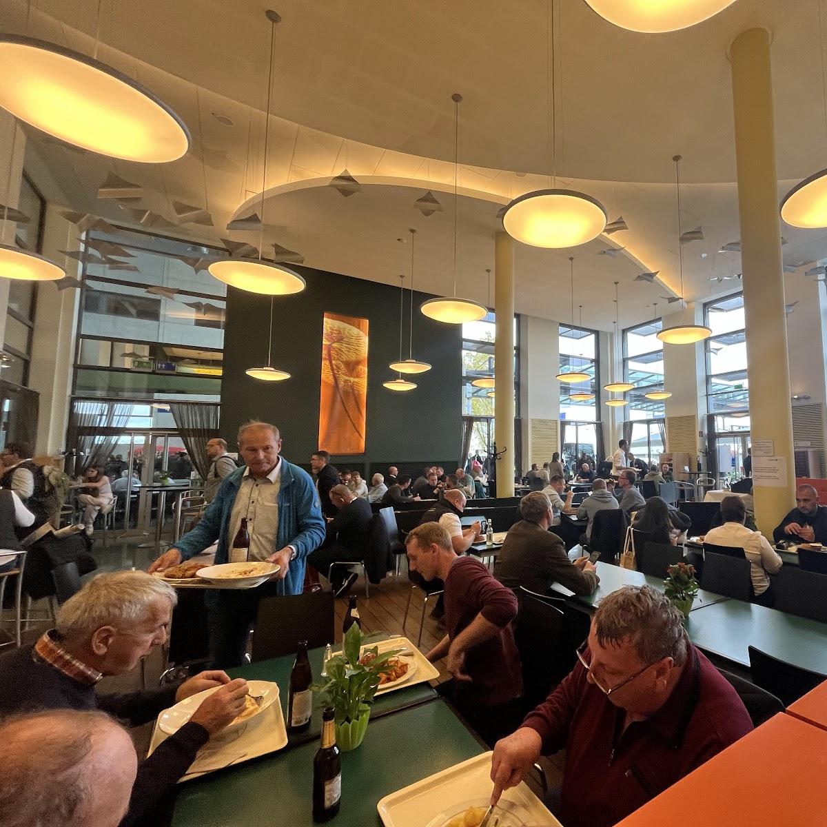 Restaurant "Cross Over Self Service Restaurant" in Hannover