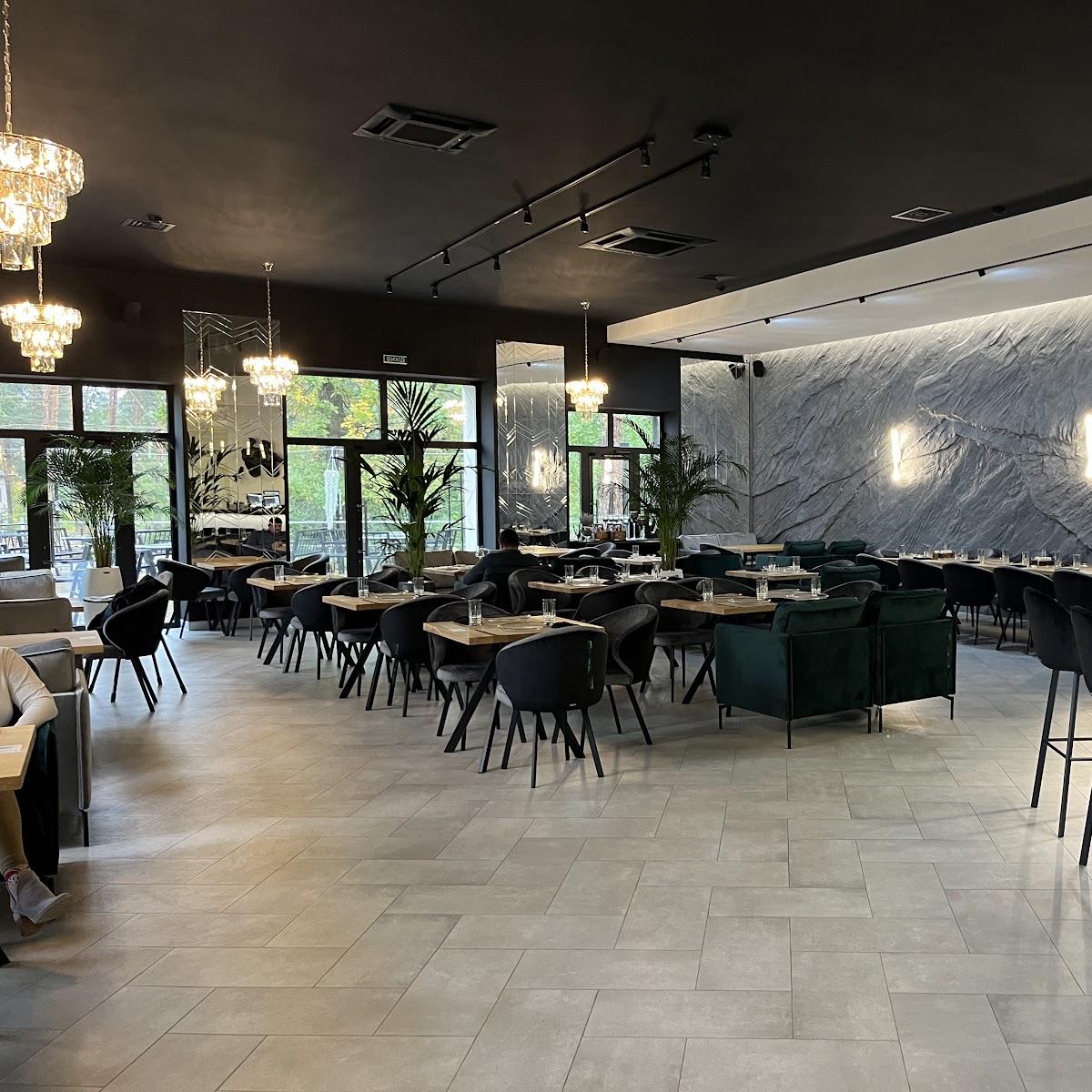 Restaurant "Gallerist." in Bucha