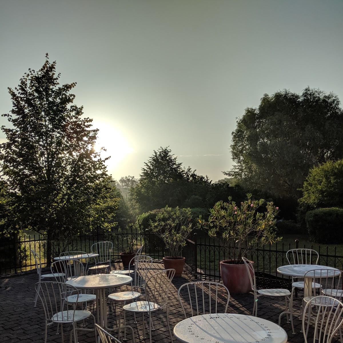 Restaurant "Gaststätte und Pension  Zum Storchennest  " in  Ankershagen