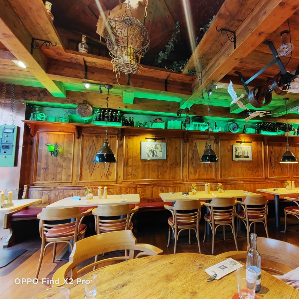 Restaurant "Ratskeller Brauereigasthof" in Waren (Müritz)
