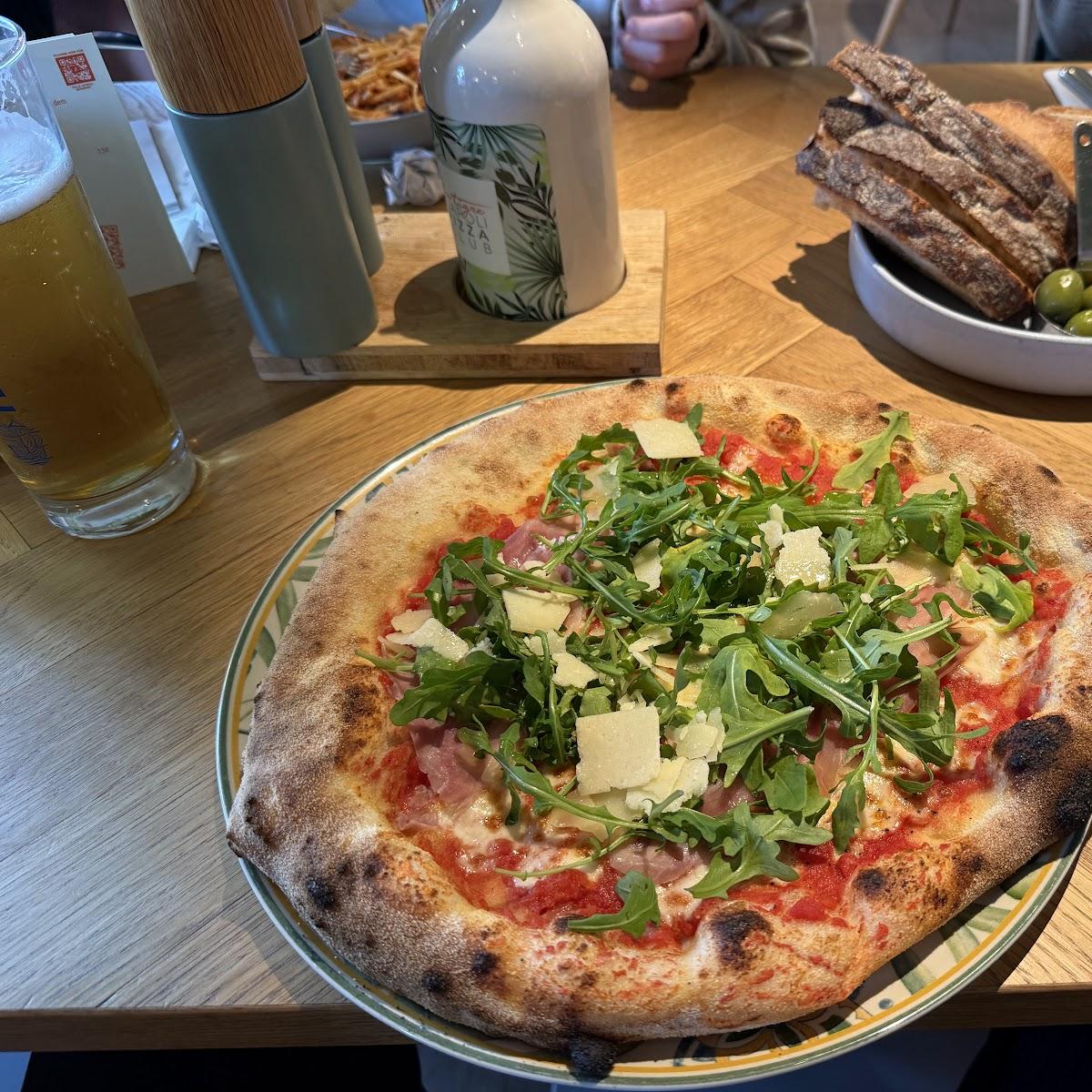 Restaurant "La Tigre - Napoli Pizza Club" in Büsum