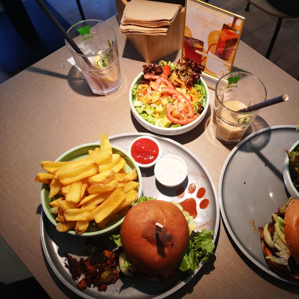 Restaurant "Katzentempel" in Erlangen