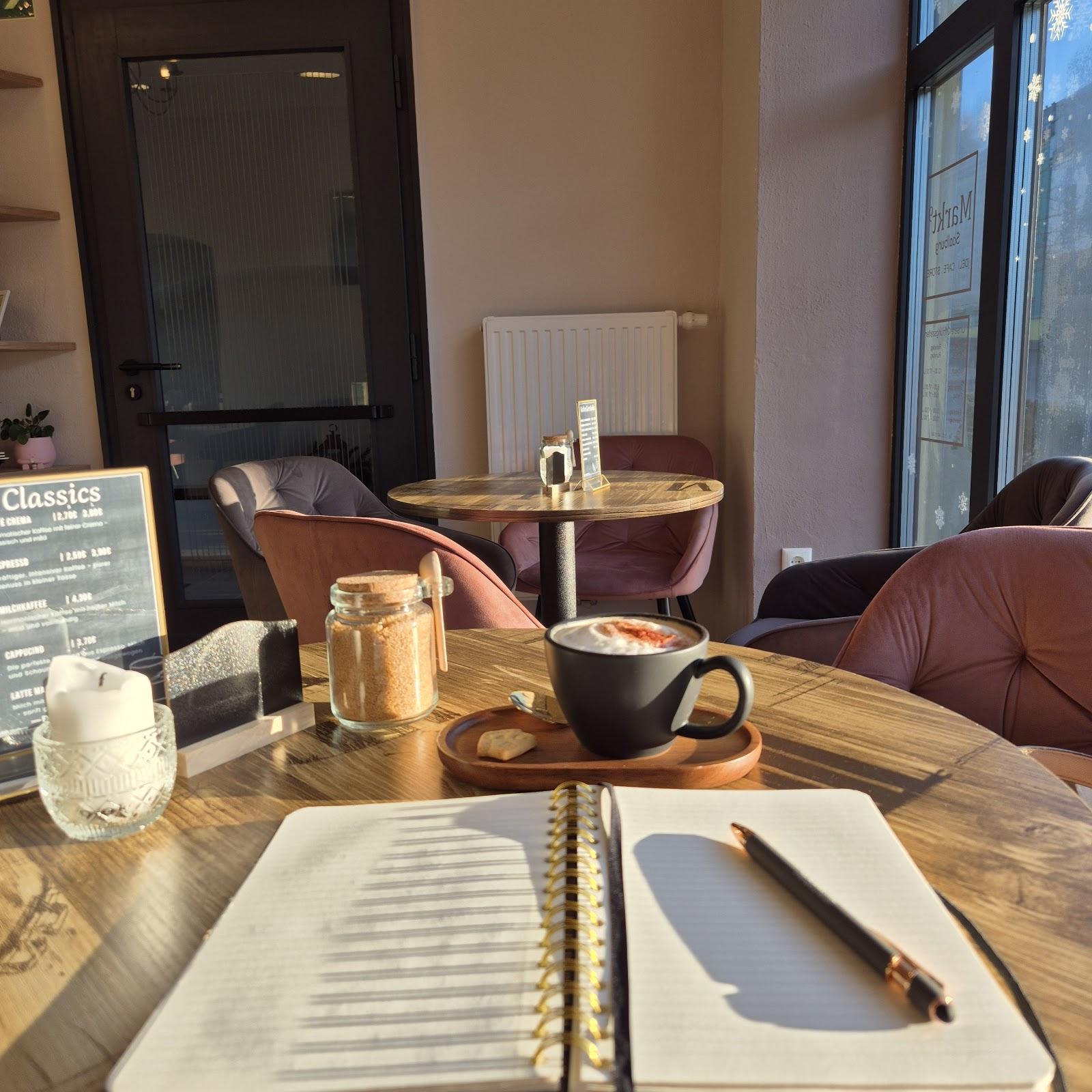 Restaurant "Café Markt 9" in Saalburg-Ebersdorf