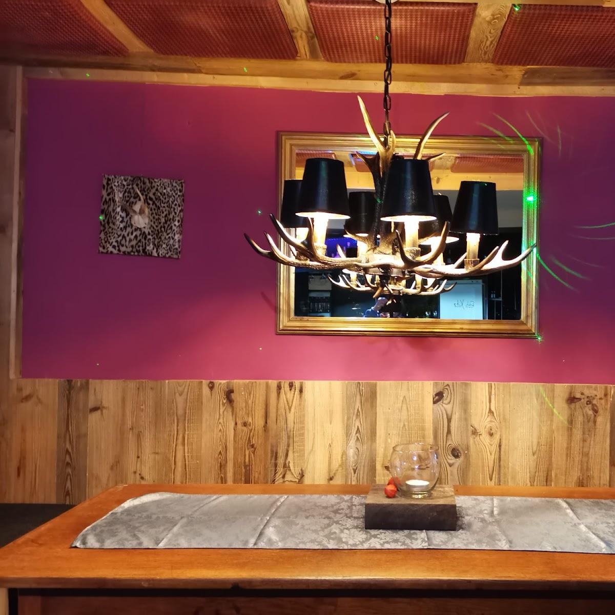 Restaurant "Gasthaus Oberndorf" in Haag in Oberbayern