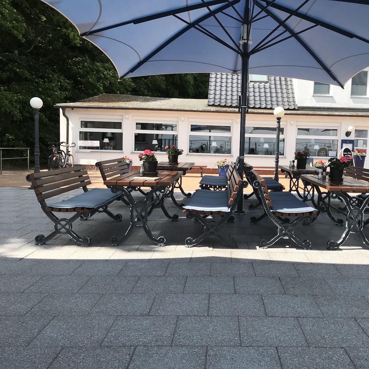 Restaurant "Restaurant & Café  Strandcafé  an der Strandpromenade" in Mönchgut