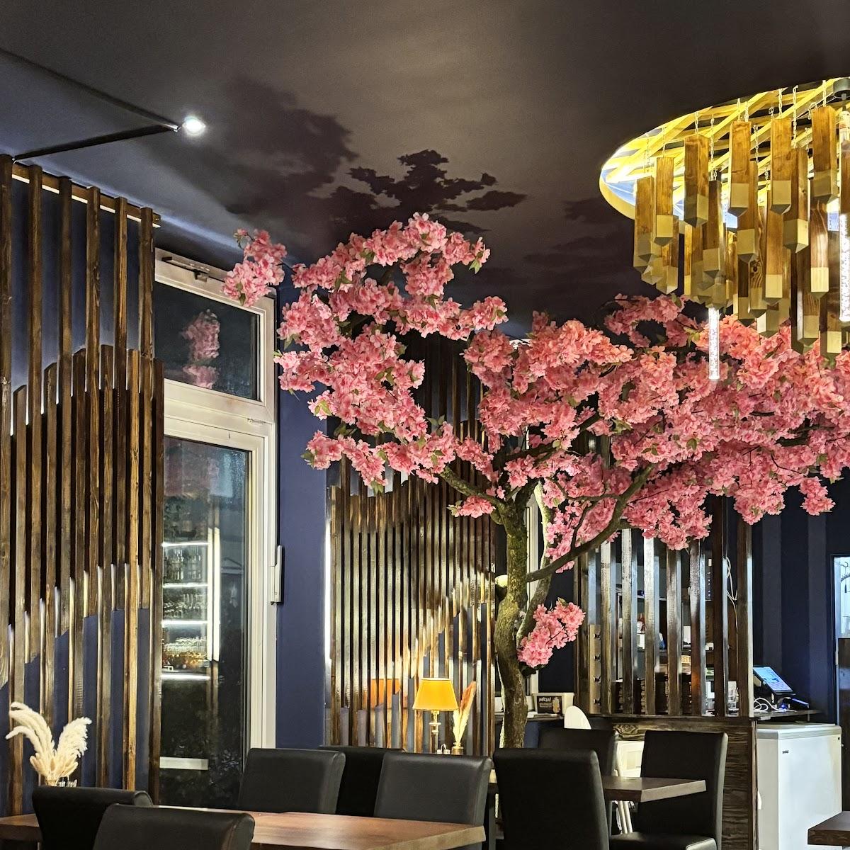 Restaurant "Besuu Restaurant" in Achim