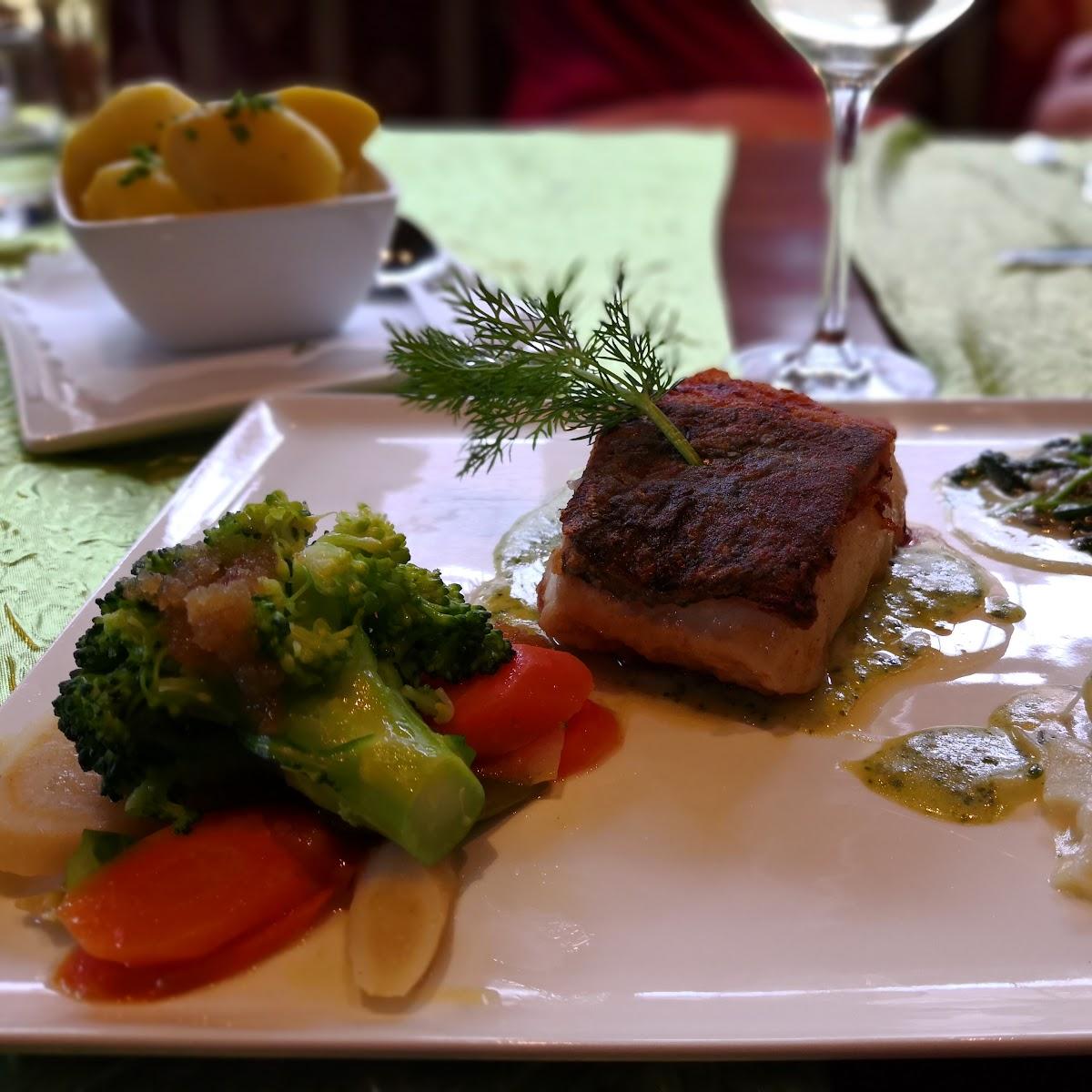 Restaurant "Schwarzwaldgasthof Kreuz" in Durbach