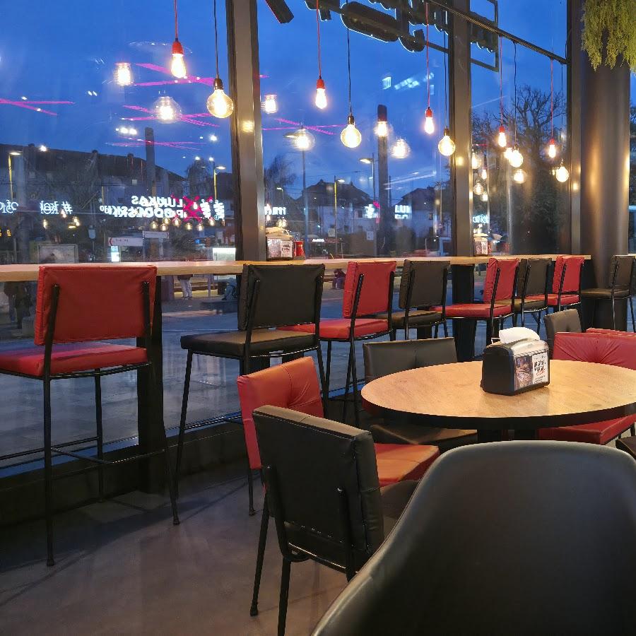 Restaurant "Mangal Döner X Lukas Podolski" in Sankt Augustin