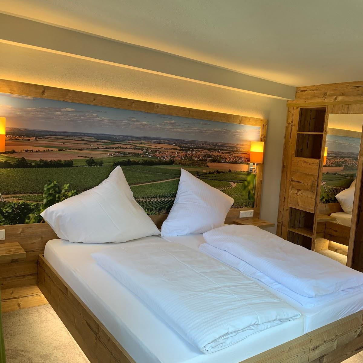 Restaurant "Gasthaus Winzerstube & Hotel" in  Rödelsee