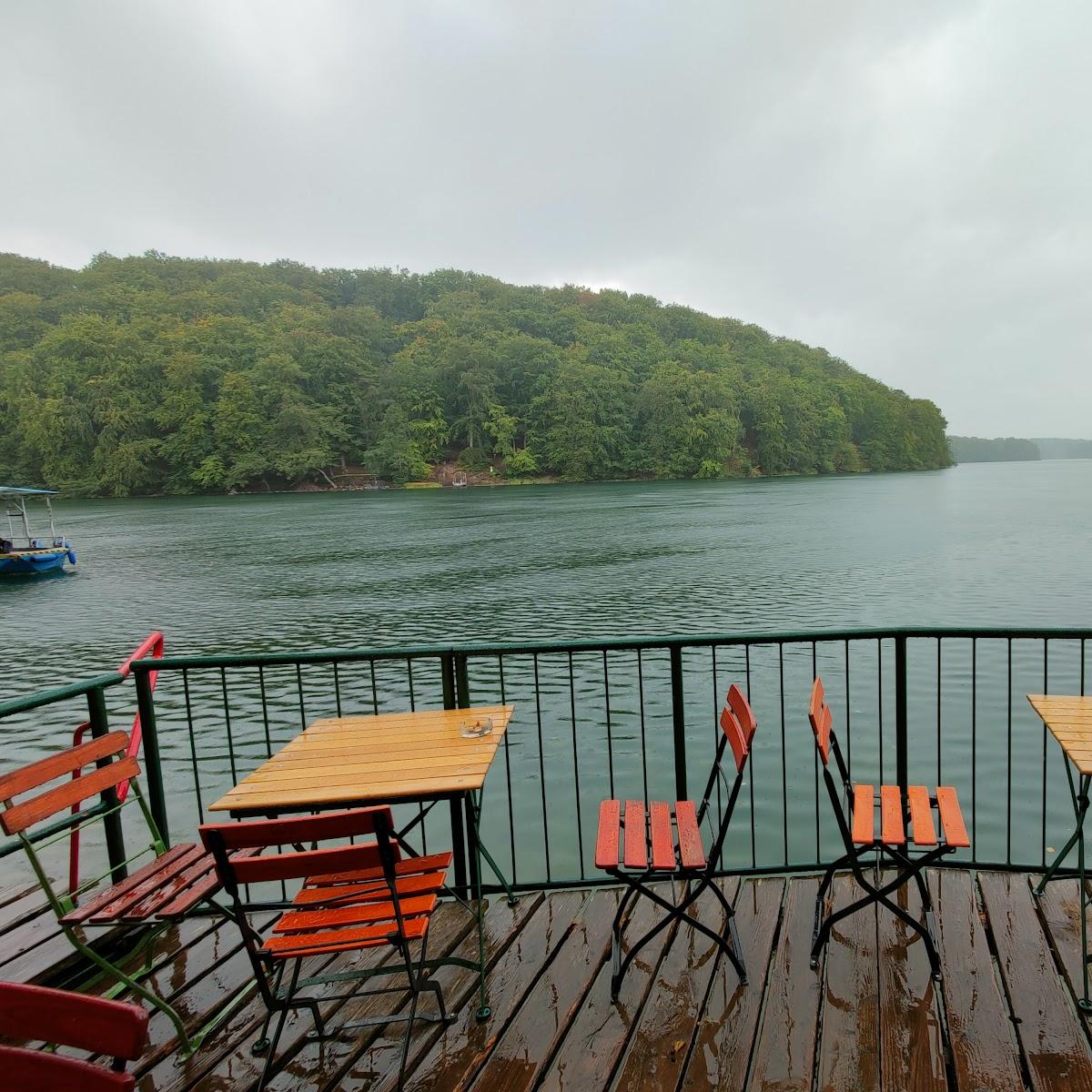 Restaurant "Luzinfähre & Bootsverleih  Am Schmalen Luzin " in Feldberger Seenlandschaft