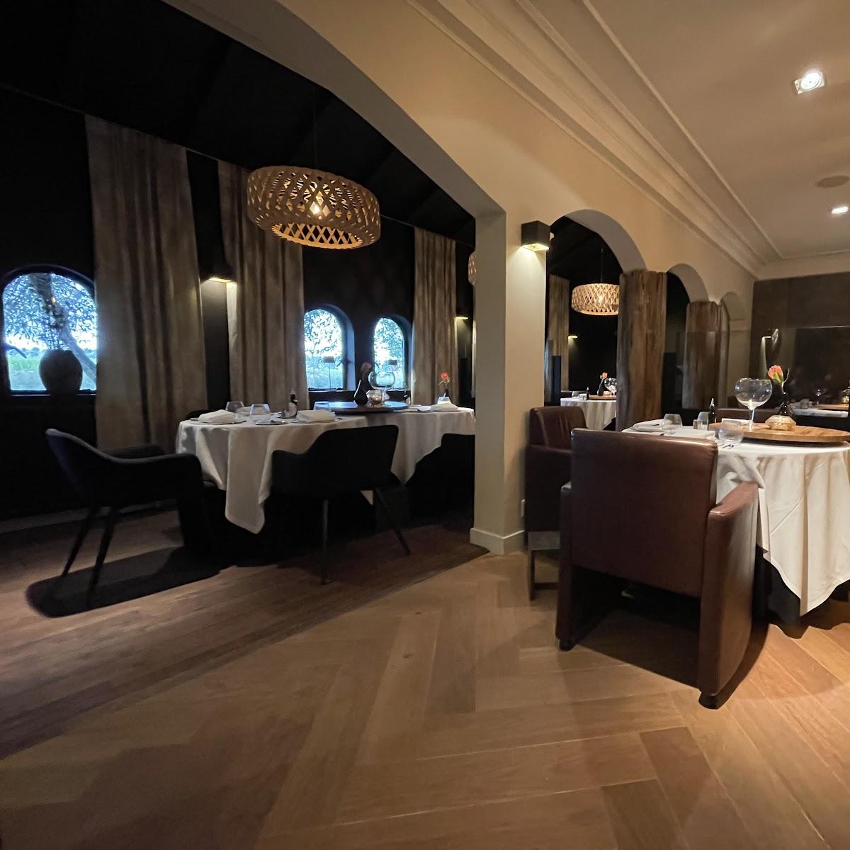 Restaurant "De Kromme Watergang" in Hoofdplaat