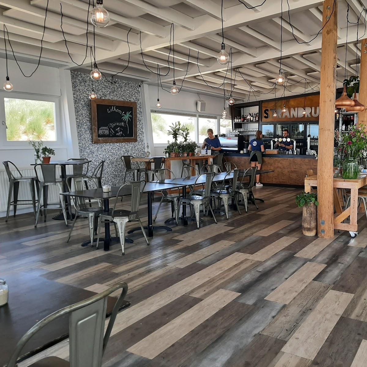 Restaurant "Strand Ruig Strandpaviljoen" in Cadzand