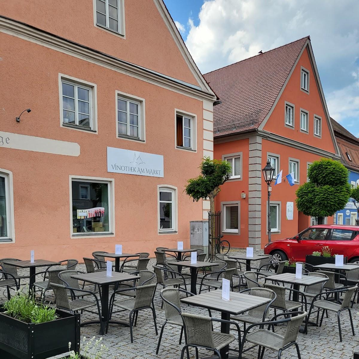 Restaurant "Vinothek am Markt" in Langquaid