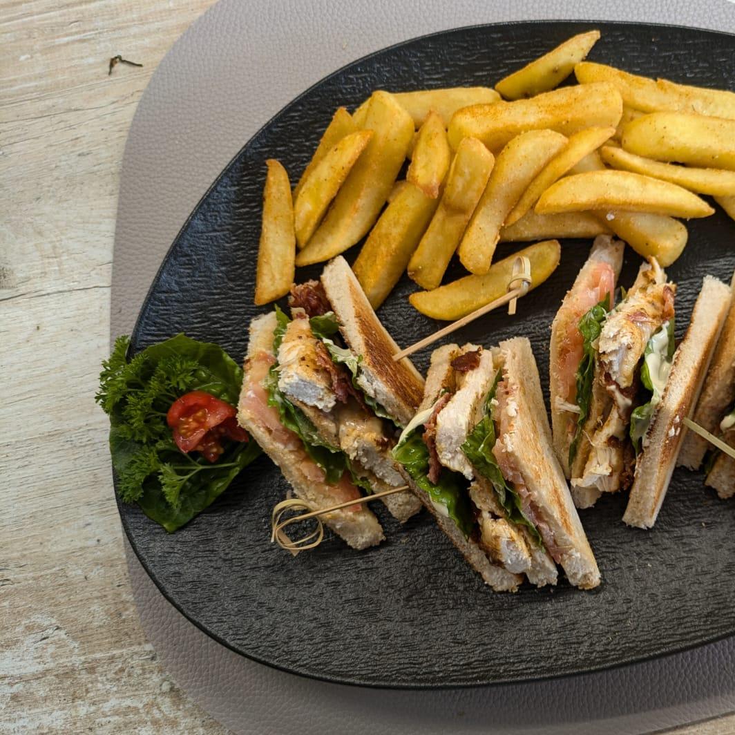 Restaurant "Ratscheria" in Langquaid