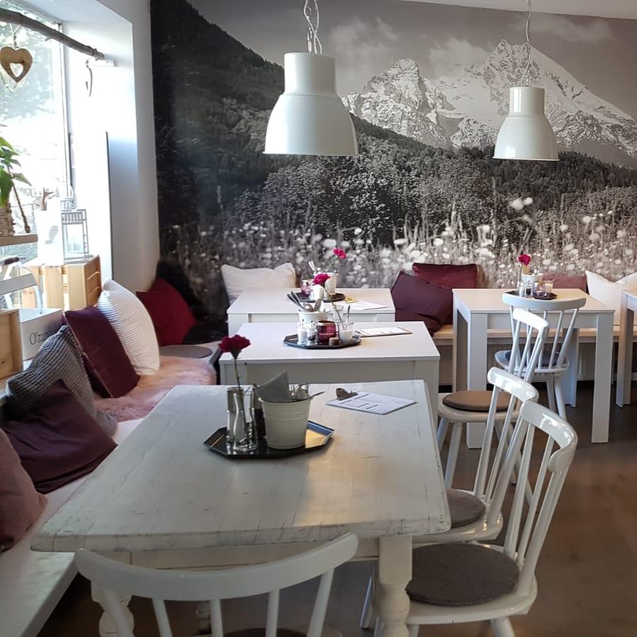 Restaurant "café herzstück" in Pastetten