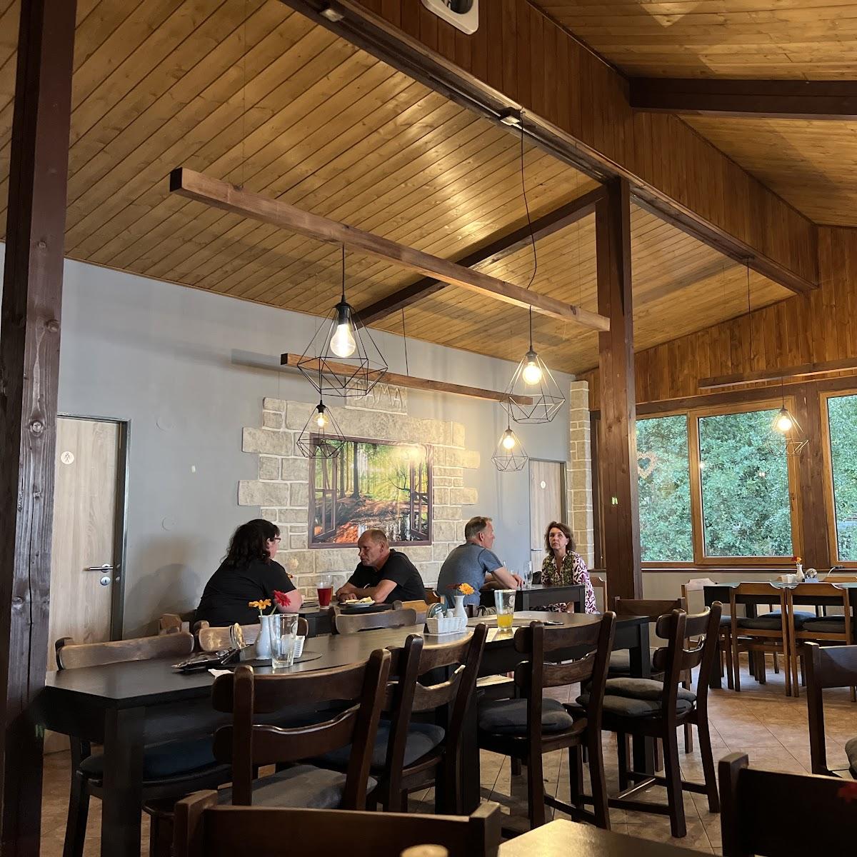 Restaurant "Restaurant Dama" in Cheb 2