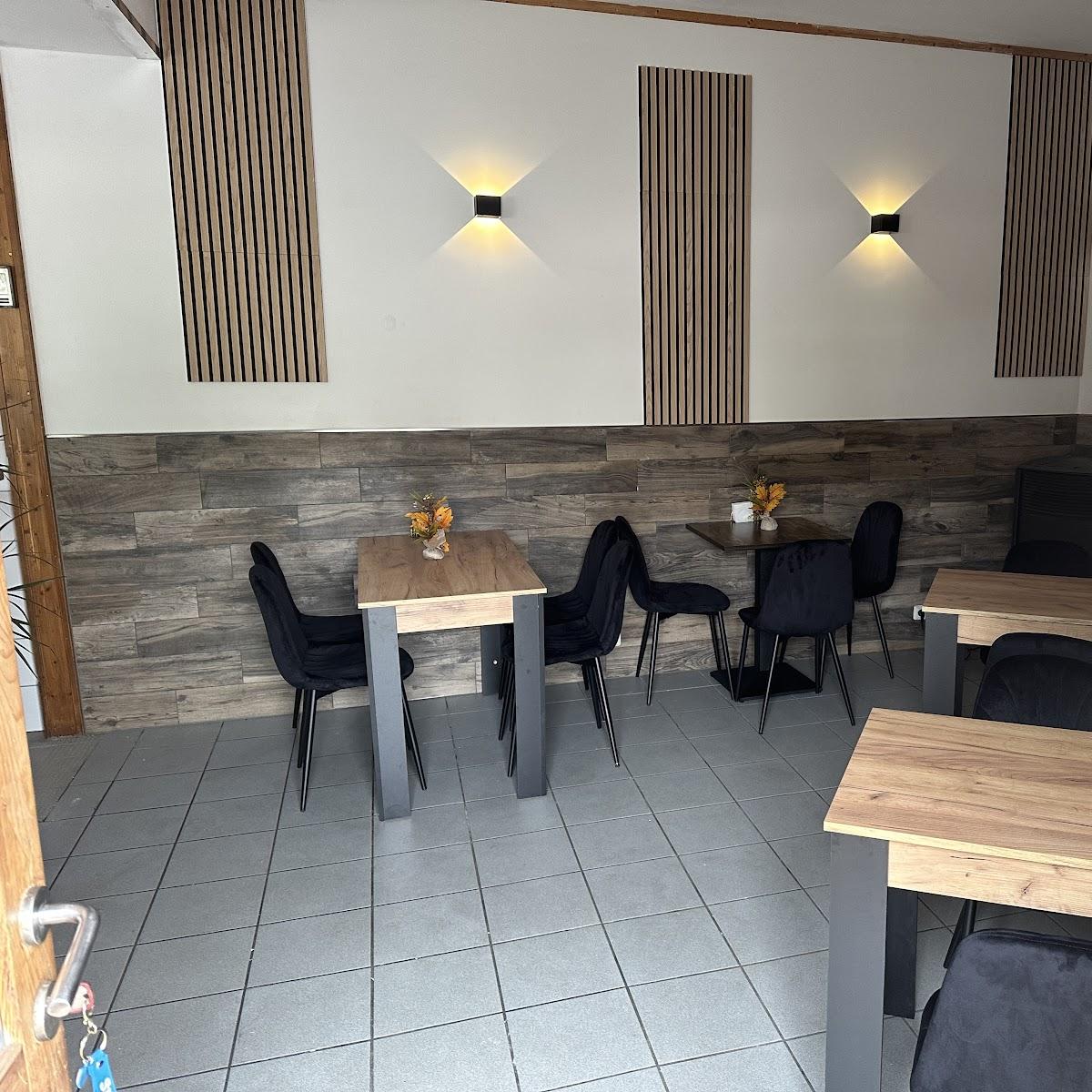 Restaurant "Ofen Liebe RB" in Lam