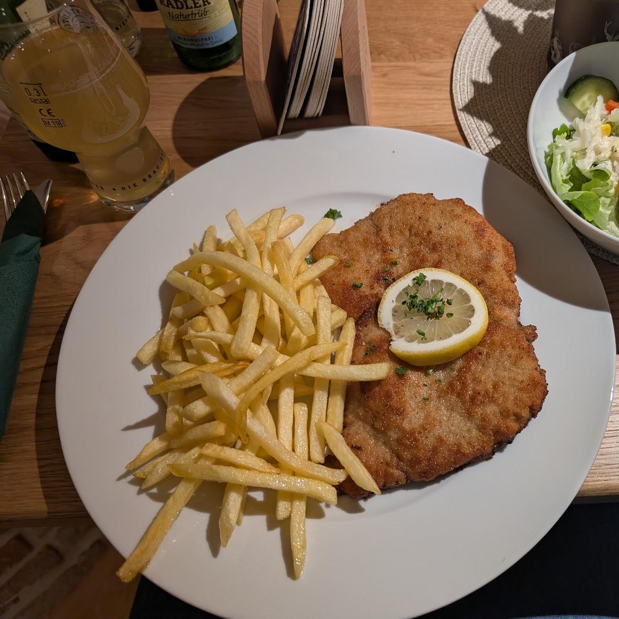 Restaurant "Pfungstädter Brauereigaststube  Kirsche " in Hochspeyer