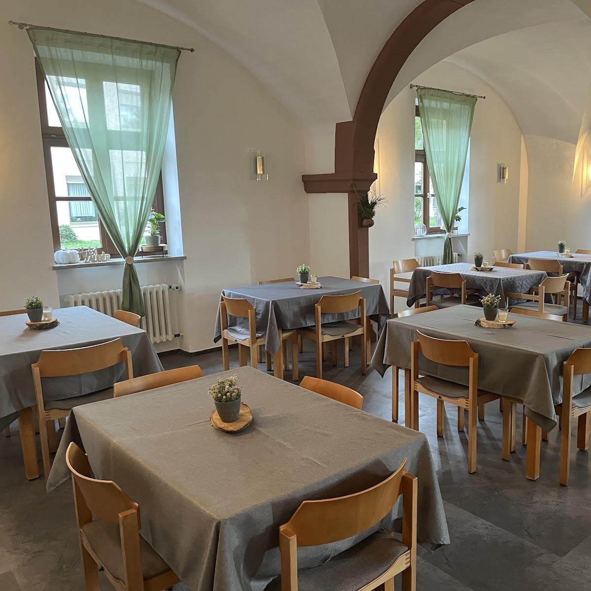 Restaurant "Dorfcafé Klosterhof" in Neustadt am Main