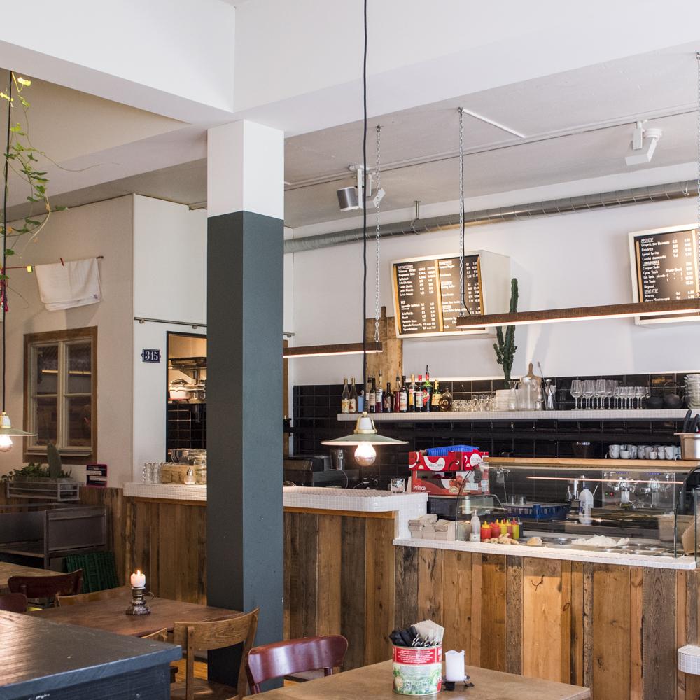 Restaurant "Lever Du Soleil GmbH" in  Schweiz