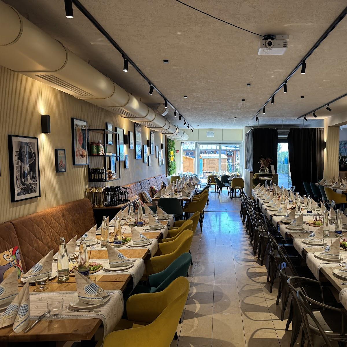 Restaurant "Match Point Restaurant" in Unterföhring