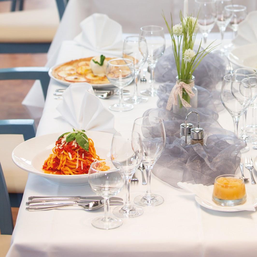 Restaurant "Café-Restaurant  Vier Jahreszeiten " in Wermelskirchen