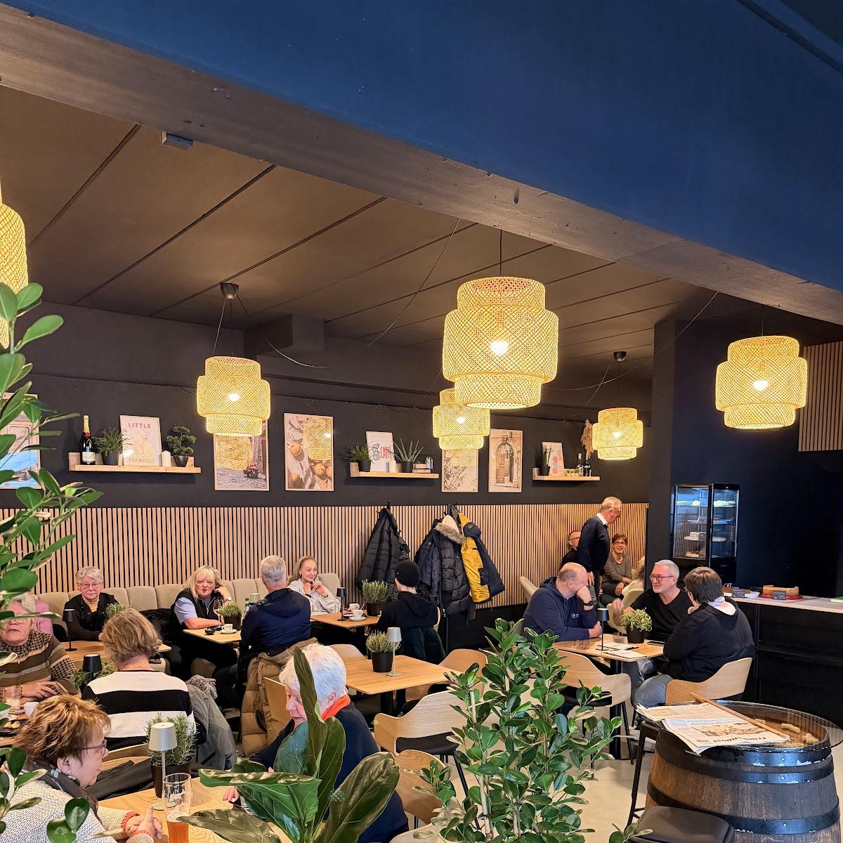 Restaurant "bavistro. | Café | Bar | Feinkost" in Schönwald