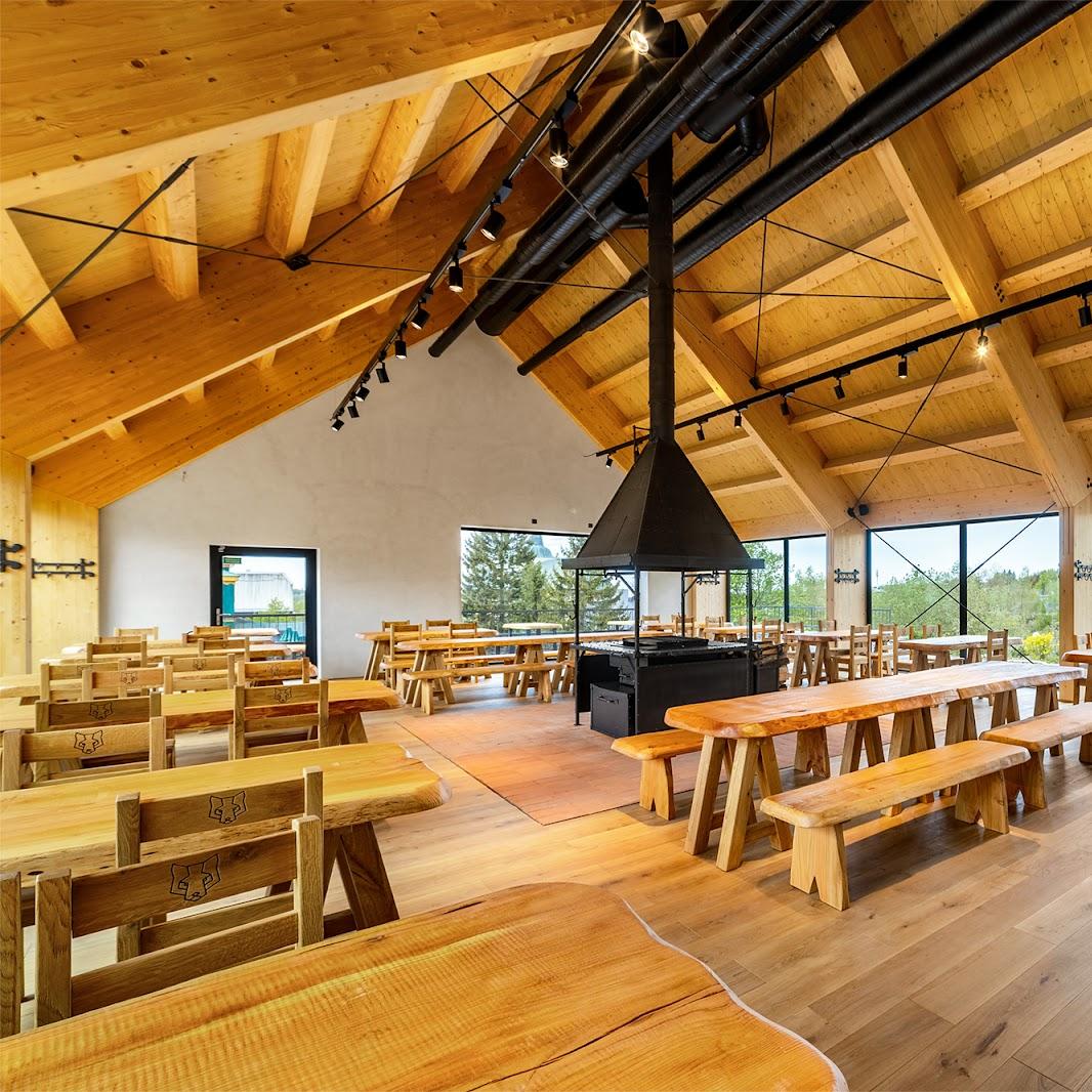 Restaurant "Brauhaus Roter Wolf" in Boží Dar