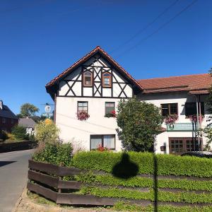 Restaurant "Pension  Zum alten Brunnen " in Langenwetzendorf