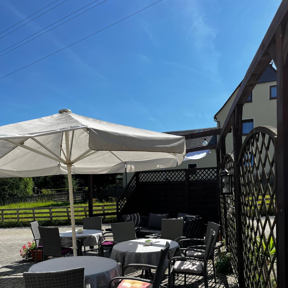 Restaurant "Pension  Zum alten Brunnen " in Langenwetzendorf