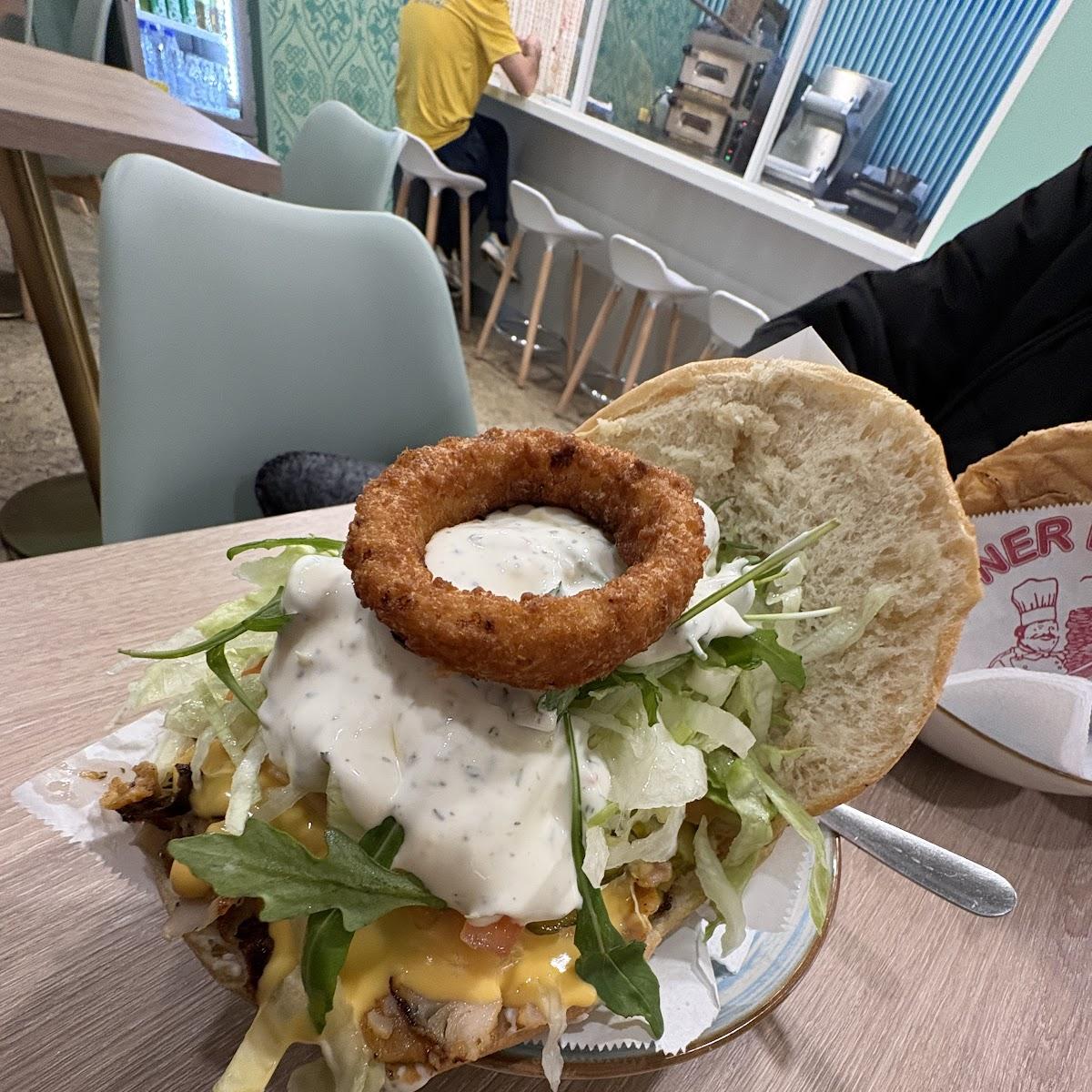 Restaurant "Mêrdîn‘s Cheesy Döner" in Bautzen