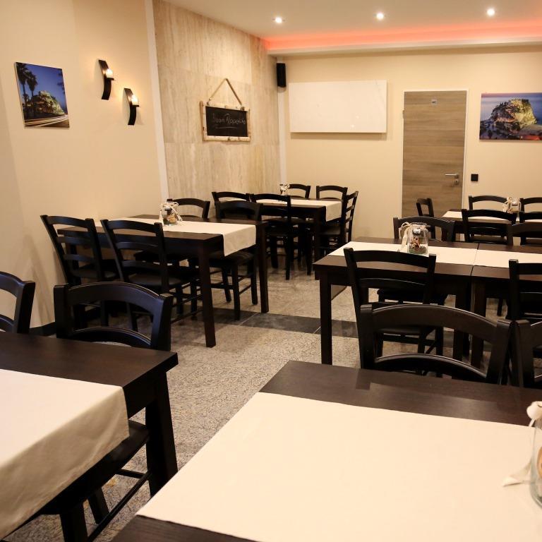 Restaurant "Pizzeria Tropea" in  Floß