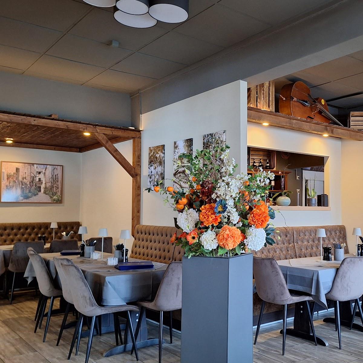 Restaurant "Ouzo & Vino – Taverna • Trattoria • Mediterrane Spezialitäten" in Brandenburg an der Havel