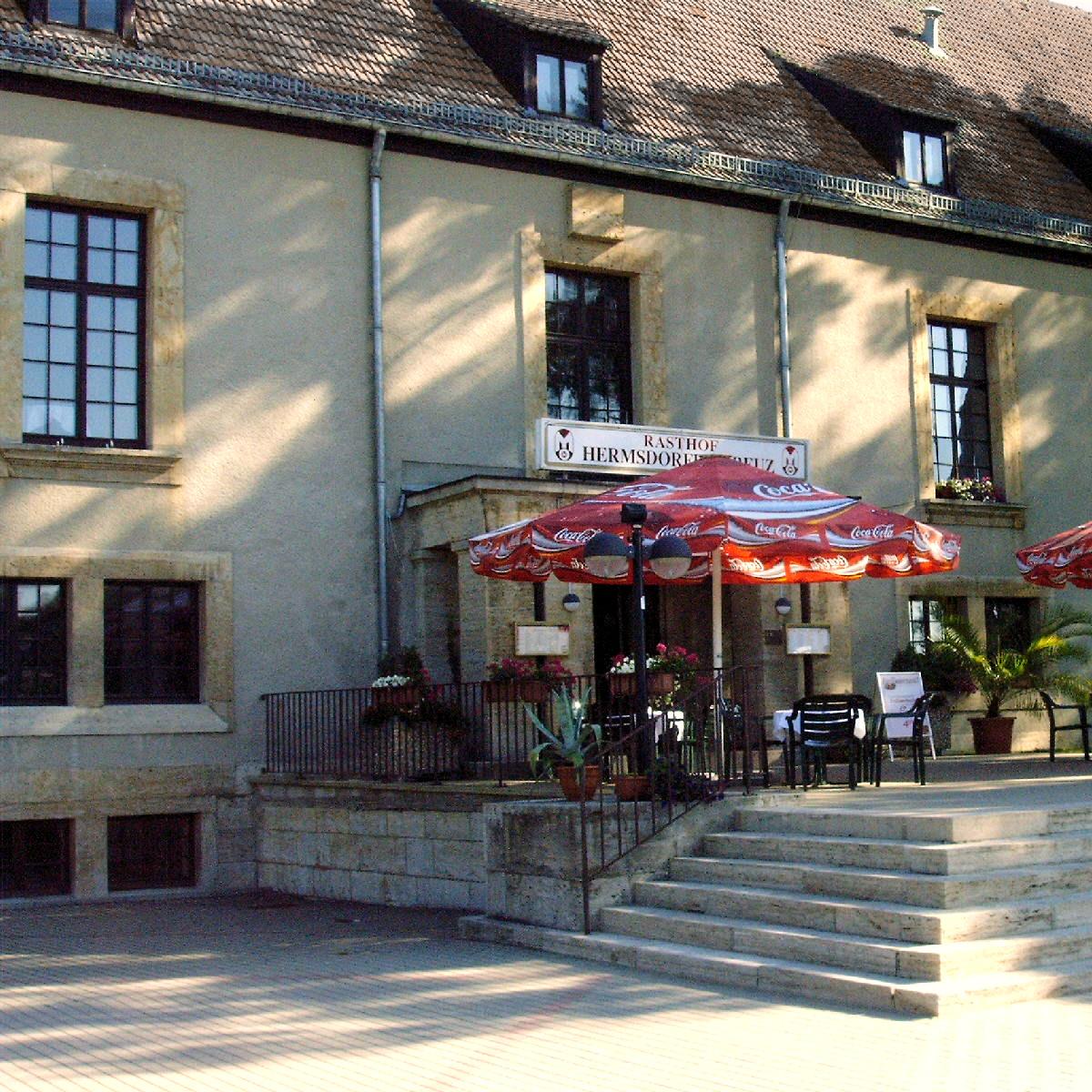 Restaurant "Tank & Rast Raststätte Hermsdorfer Kreuz West" in Schleifreisen