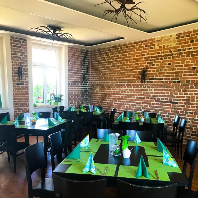 Restaurant "Alter Bahnhof Gröbers" in Kabelsketal