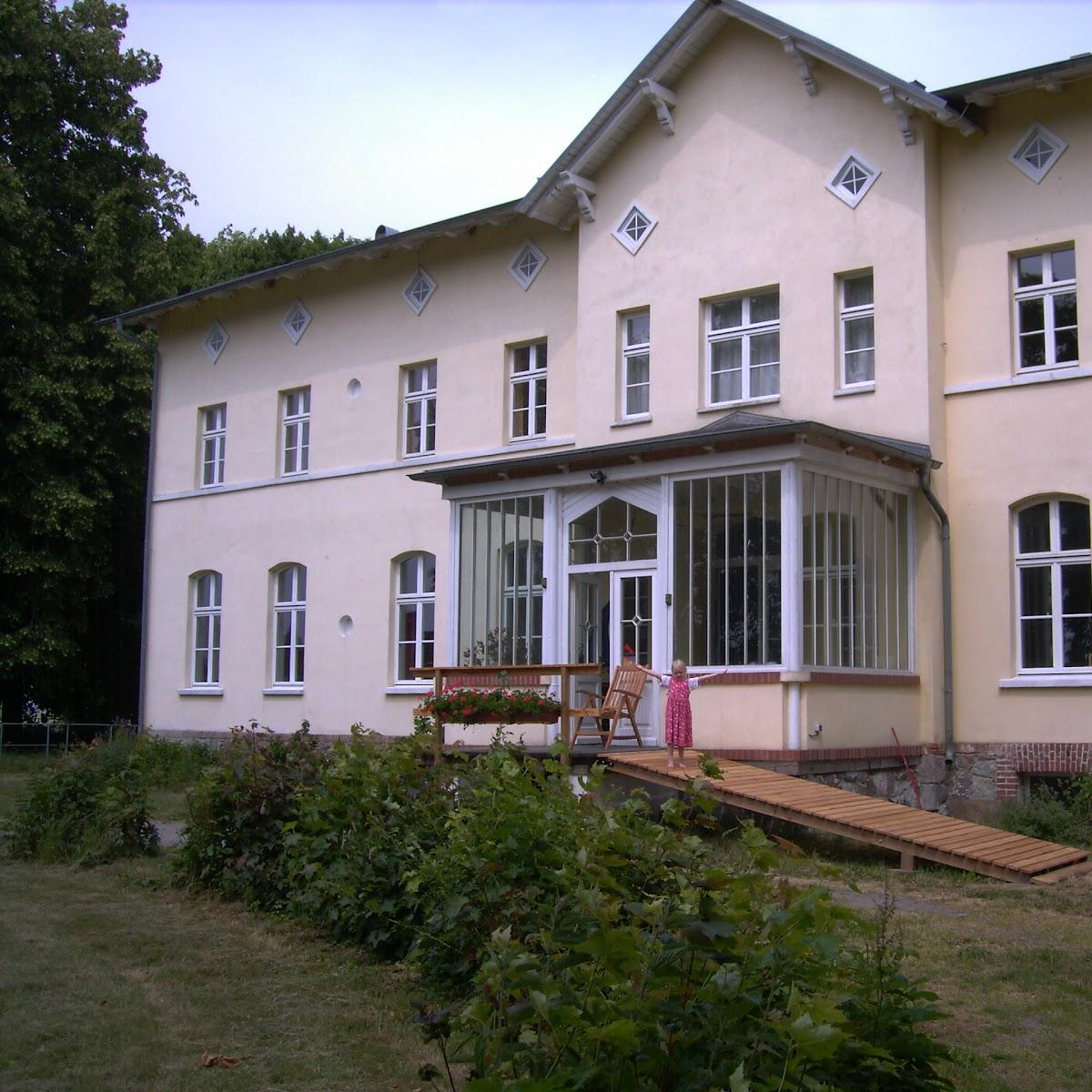 Restaurant "Gutshaus Krebsow" in Groß Kiesow