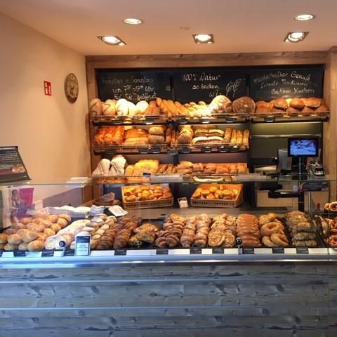 Restaurant "Meisterbäckerei Schneckenburger" in Emmingen-Liptingen
