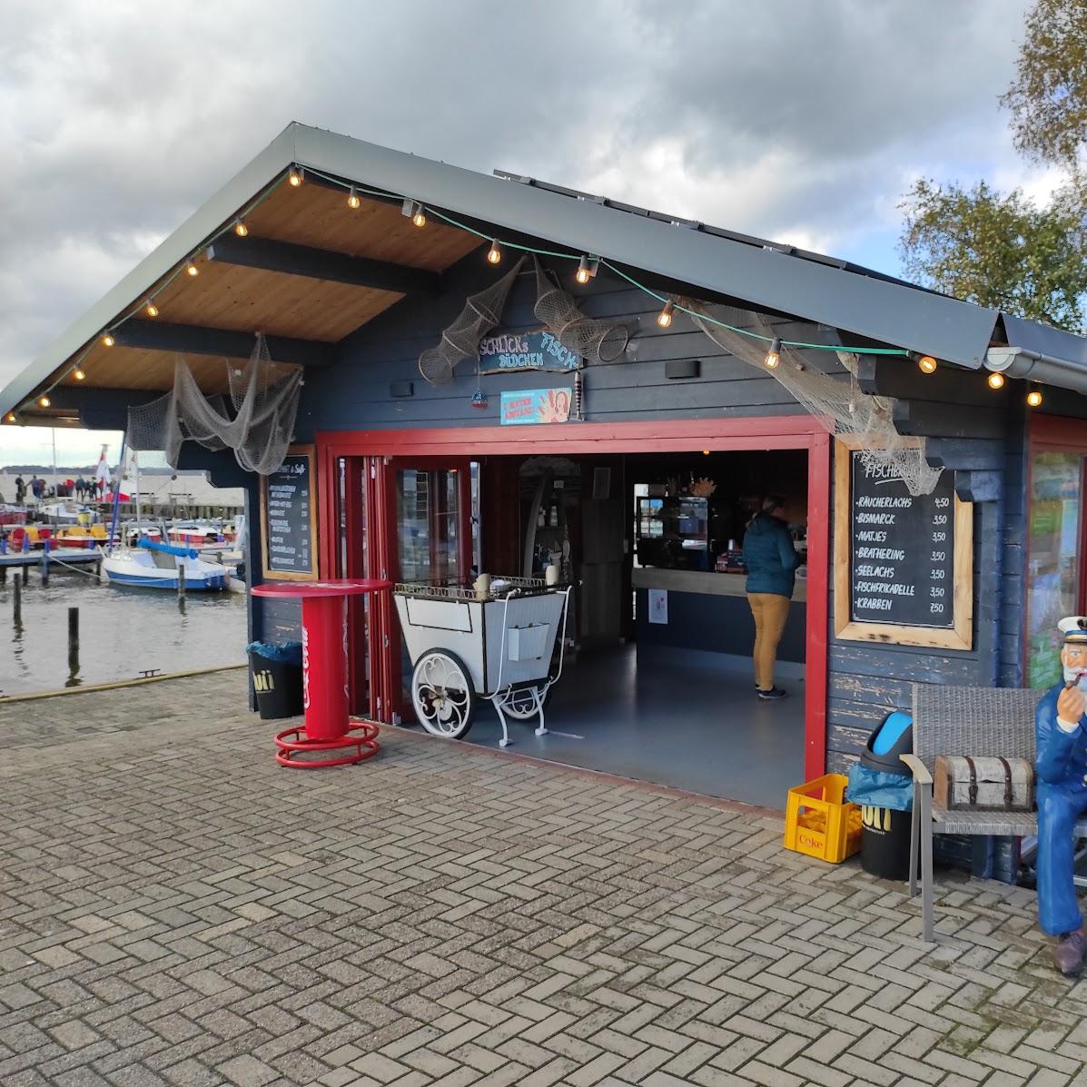 Restaurant "Schlicks Fischbüdchen" in Lembruch