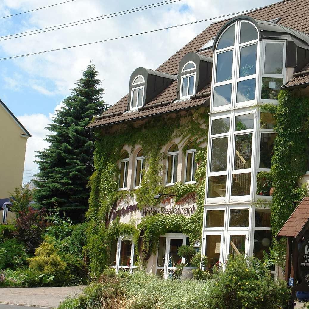 Restaurant "Weinhaus & Hotel  Vinum " in Niederwürschnitz