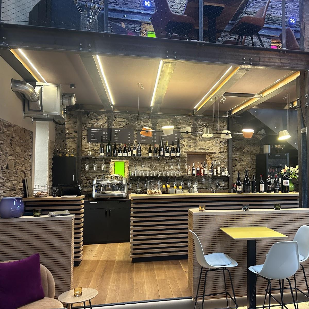 Restaurant "Weinbar vierzehn85" in Leiwen